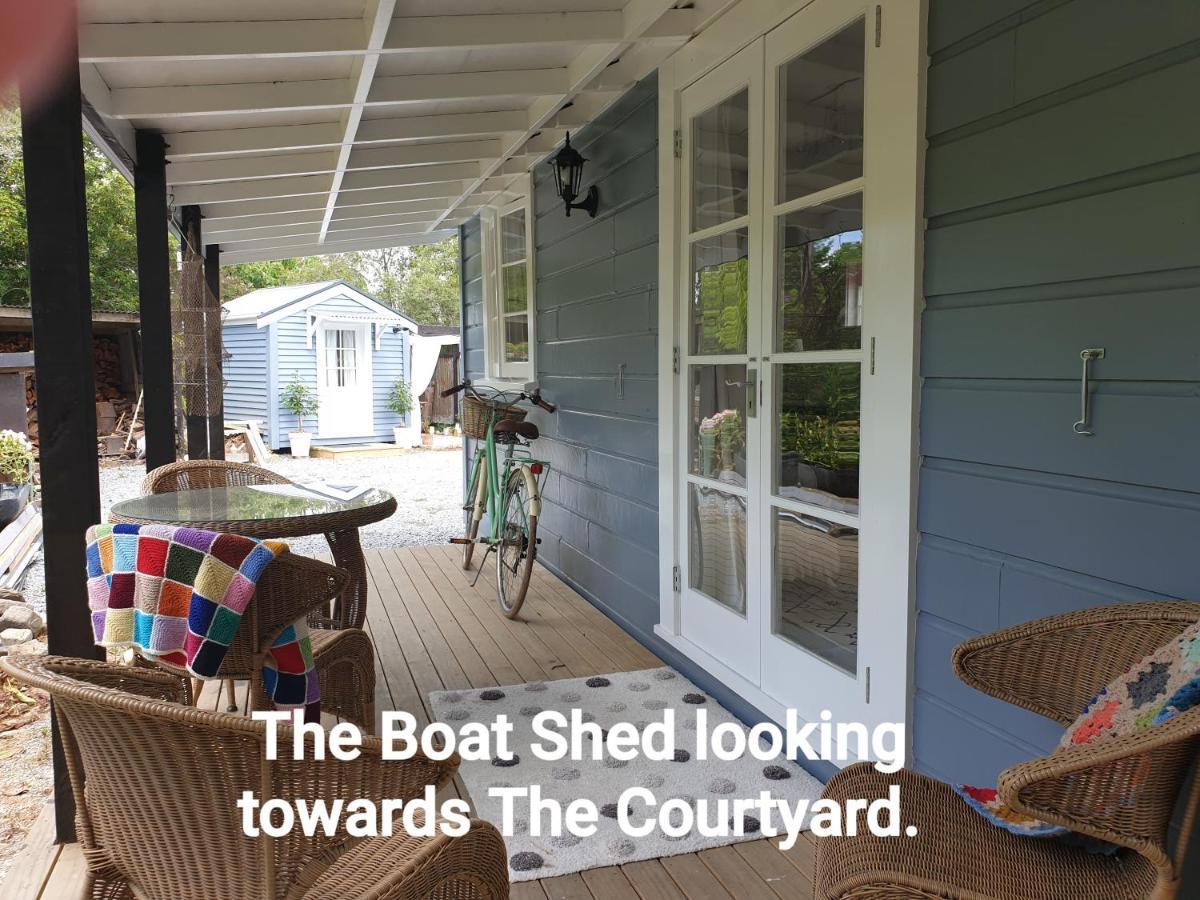 מוטואקה Cabins On Tudor Bed & Breakfast מראה חיצוני תמונה