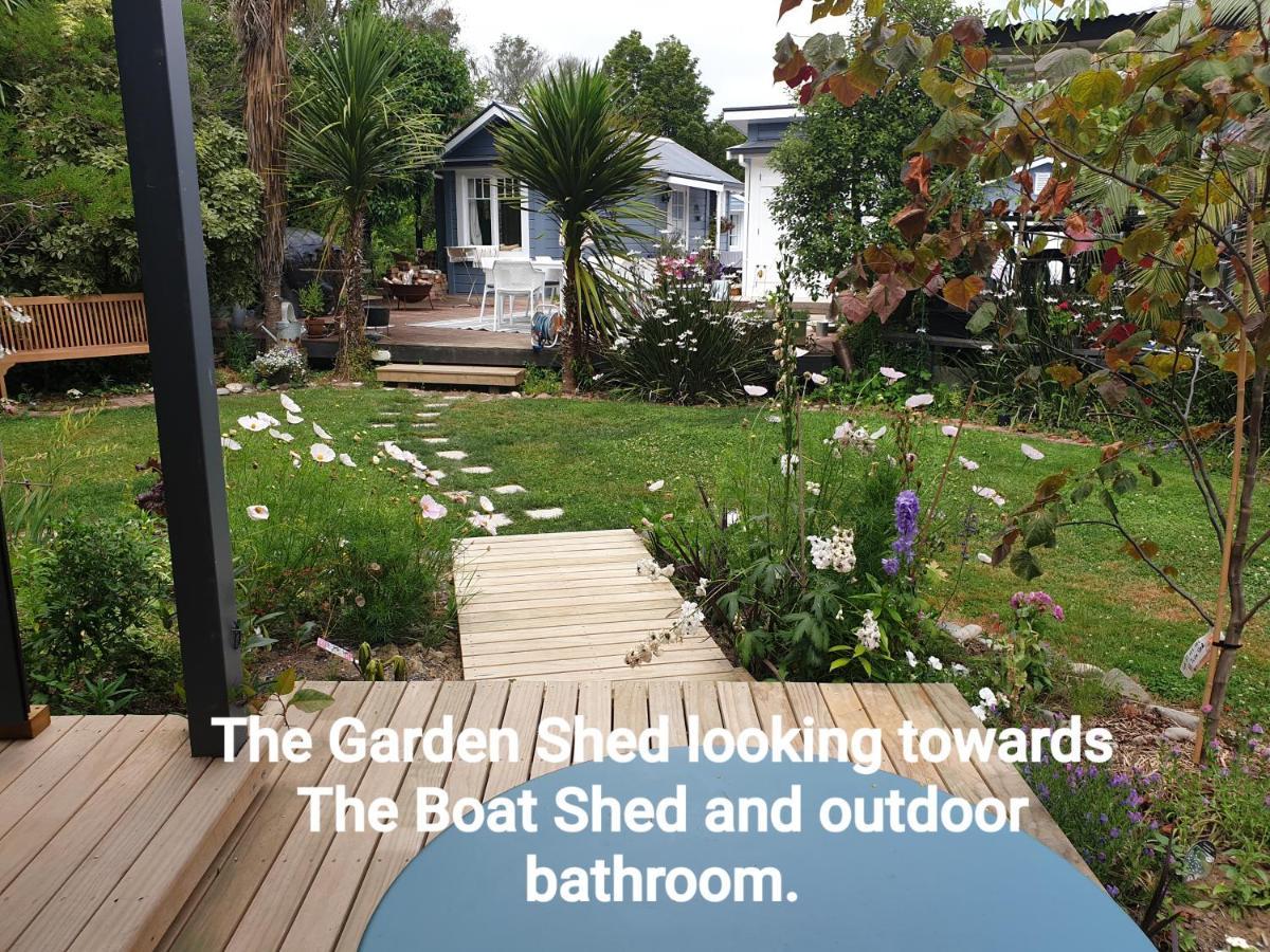 מוטואקה Cabins On Tudor Bed & Breakfast מראה חיצוני תמונה