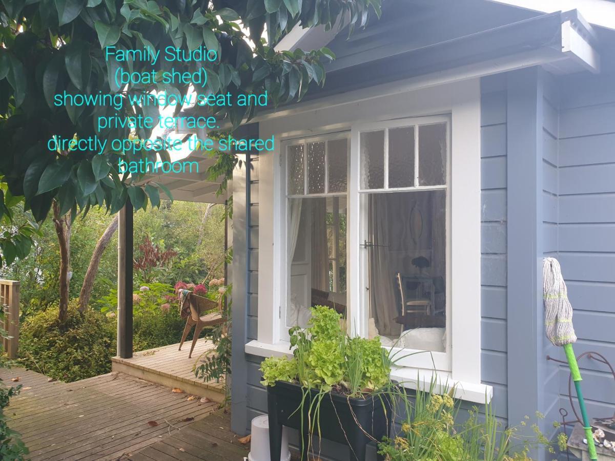 מוטואקה Cabins On Tudor Bed & Breakfast מראה חיצוני תמונה