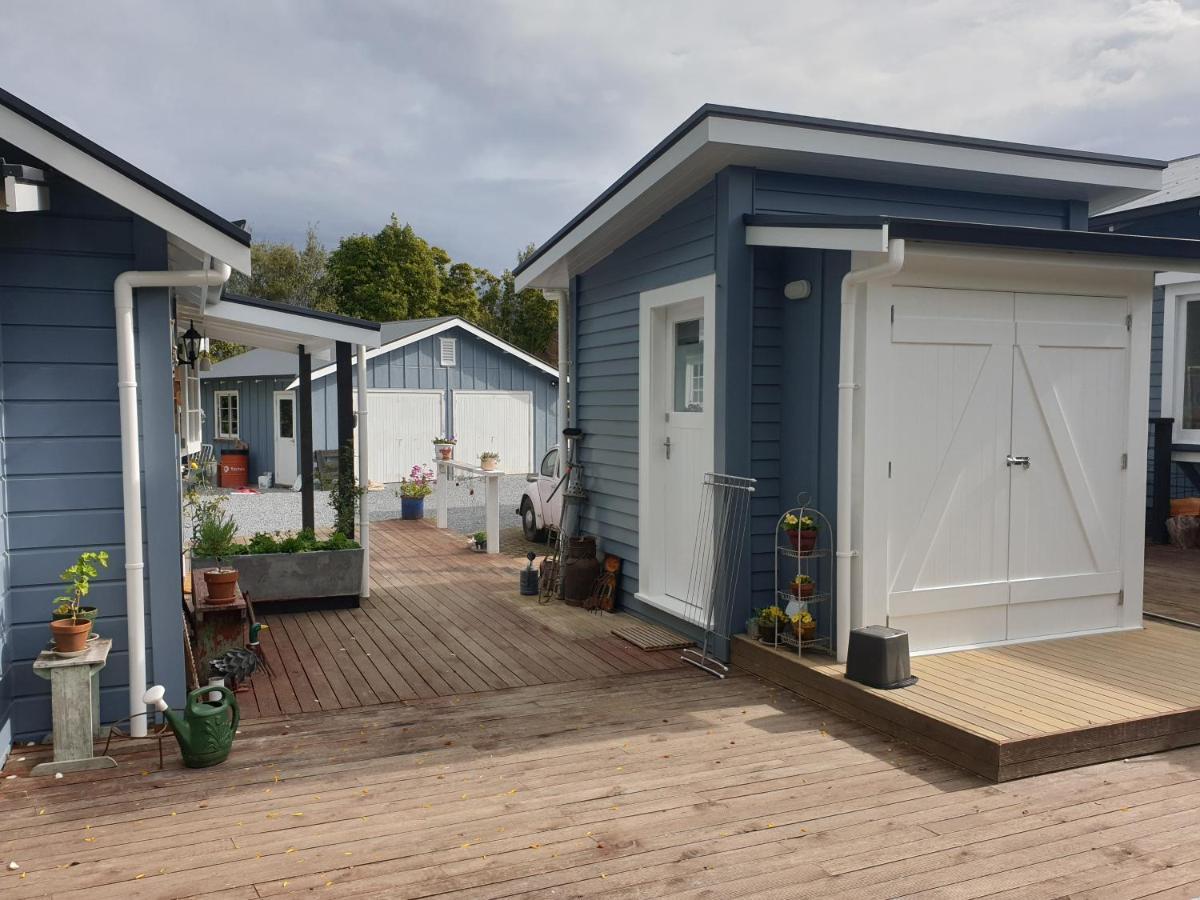 מוטואקה Cabins On Tudor Bed & Breakfast מראה חיצוני תמונה